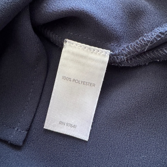 J.Jill Navy Button-Up Shirt Blouse Women’s Size XS - Picture 10 of 12